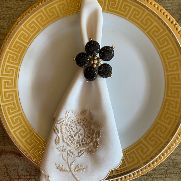 Set of 8 handmade beaded napkin rings napkin holders - Picture 5 of 6